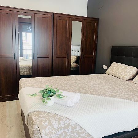 Apartamento Deluxe, 4 Habitaciones, Parking Madri Exterior foto